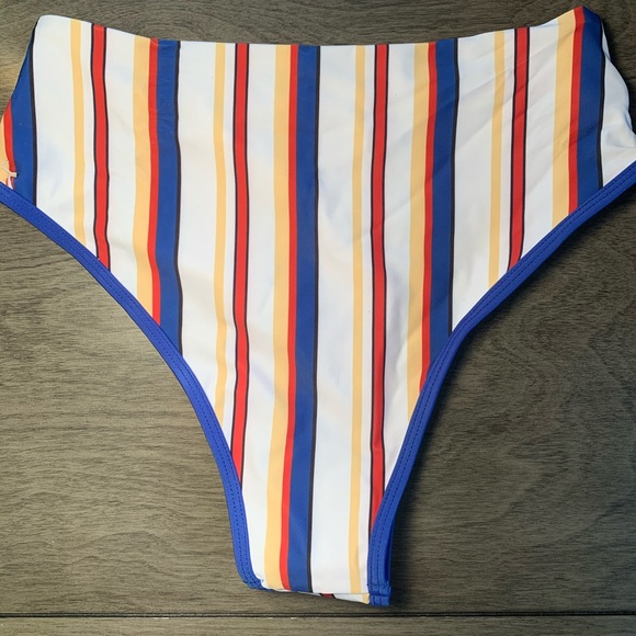 Striped High-waisted Bikini - Picture 5 of 6